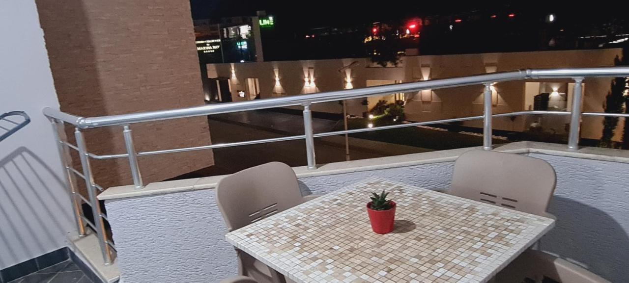 Vacation Station Sea View Apartament Vlorë Eksteriør bilde